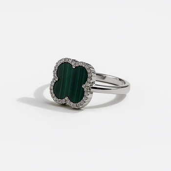 Серебряное кольцо в стиле Ван Клифф с малахитом(B11027.17)