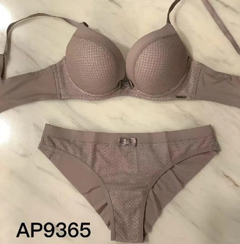 Комплект белья: бюстгальтер push-up и бразилианы 9365 Balaloum кофе 80B/L