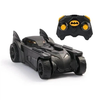 Автомодель на радиоуправлении DC Бэтмобиль Batman 21см машинка супергероя на батарейках 6071202