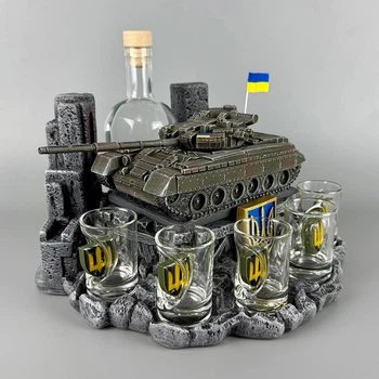 Штоф для водки ручной работы со стопками и бутылкой 500 мл "Т-80" | Подарок для папы, брата, дедушки