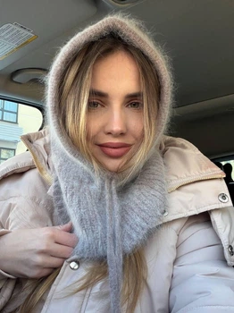Капор з високим вмістом ангори на завʼязках Zefur One size