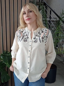 Блуза бавовняна з квітковою вишивкою бежева (950)