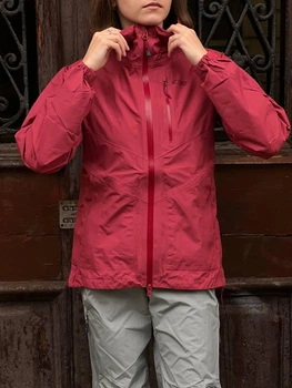 Жіночі мембранні куртки Outdoor Research goretex малиновий L