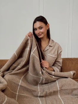 Плед із новозеландської вовни FleeCozy (Біло-бежева клітинка) 140х200 см - Класична вовняна накидка
