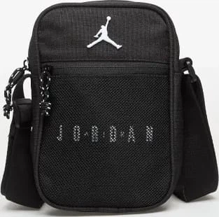 Сумка Nike Jam Blacktop Festtival Bag 1.7L черный чел 23 х 15 х 5 см (MA9190-023)