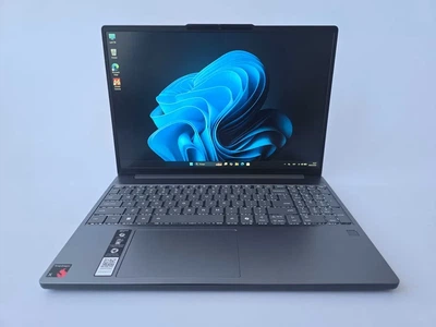 Ноутбук Lenovo IdeaPad Slim 3x (2025) Snapdragon X1/RAM 16GB/SSD 512GB/WIN 11 Б\В - Б/У