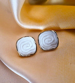 Сережки делікатні Прямокутники jewelry Білі