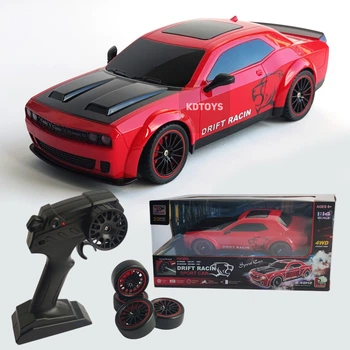 Машинка для дрифта на радиоуправлении Dodge Challenger Hellcat 4WD Свет, Пар, Неоновая подсветка Додж Хеллкэт 27 см (Красный)