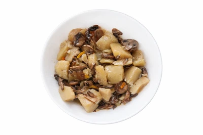 Картофель, тушеный с шампиньонами