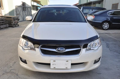 Дефлектор капота мухобойка Subaru Legacy 04-09 HIC черная Субару Легаси АМ0006996