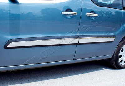 Бічні молдинги накладки на двері Peugeot Partner Пежо Партнер II 2008- 4шт АМ00301041