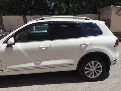 Volkswagen Touareg рейлинги дуги багажник на крышу для VOLKSWAGEN Фольксваген VW Touareg 2010- /тип АМ0018261