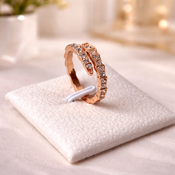 Кольцо в стиле Bvlgari змея, универсальный размер(Rose-Gold)