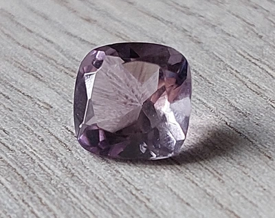 Аметист 3.05 Ct 9 х 9 х 6 мм (13042)