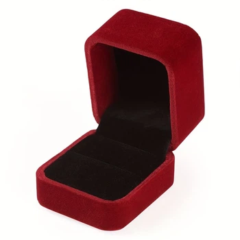 Оксамитова коробка для кільця (Red)