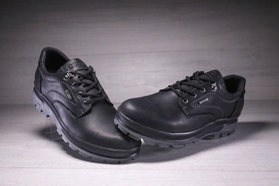 Спортивні шкіряні туфлі Waterproof Nubuck Black 46