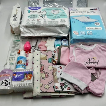 Готовый набор для малыша в роддом (24 единиц + прозрачная сумка в подарок) Baby Girl ЕкоМама Розовый