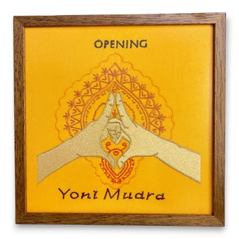 Картина-оберіг Tiferet-NF Мудра Жіночої Сили Yoni Mudra 24×24 см (NF0045-3)