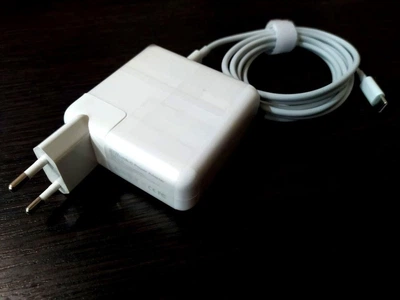 Блок питания для ноутбука Apple 61W Type -C