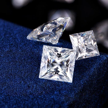 Муассанит 7 мм белый 2.5 Ct Princess Moissanite (2400177)