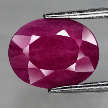 Рубин натуральный 1.84 Ct. 9 x 7 x 2.7 mm (4213)