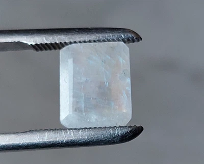 Лунный камень 5.2 Ct 11.15 х 9.08 х 6 мм (09444)