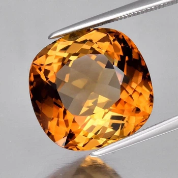 Медовый топаз 12.01 Ct. 13.4 x 13.0 x 9.0 mm (18604)