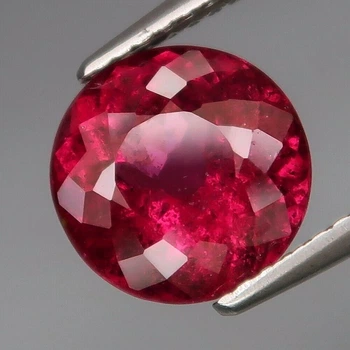 Родолит гранат 3.22 карат 9 X 9 X 5 mm (689584)