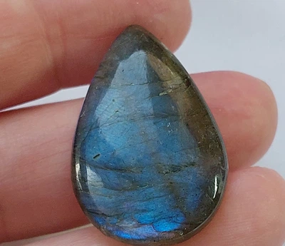 Лабрадорит 37.4 Ct 32.6х21.3х7.45 мм (2755)
