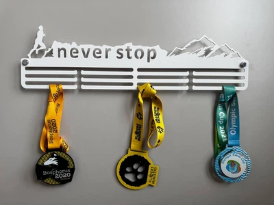 Медальница "E-Trophy" Never stop run Стальная(белая)