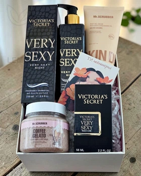 Подарочный набор косметики No Brand в стиле Victoria's Secret Very Sexy Night 4 в 1