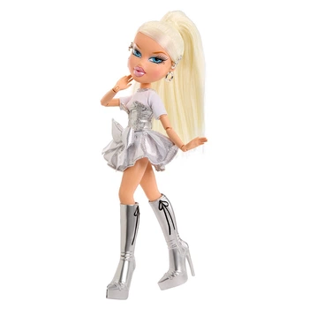 Ігровий набір з лялькою Bratz серії Charmz Хлоя