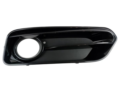 Решетка переднего бампера правая для BMW 1 F20 2015–2019 51117371668