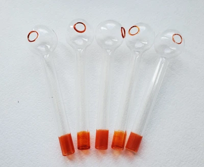Набор из 5 стеклянных трубок Oil Pipe прозрачные 10 см. (red)