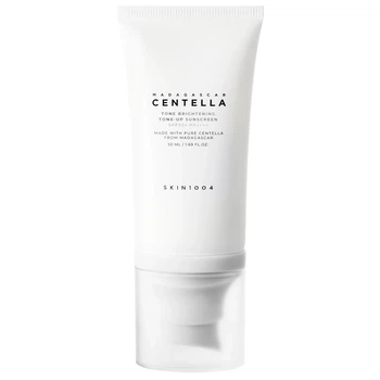Осветительный солнцезащитный крем SKIN1004 Madagascar Centella Tone Brightening Tone-Up Sunscreen - 50ml