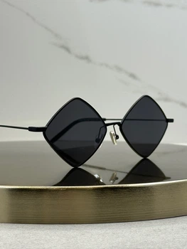 Сонцезахисні окуляри Saint Laurent SL 302 Lisa 002A — чорна ромбоподібна металева оправа, унісекс,