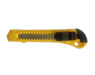 Ніж канцелярський Cutter 18мм Жовтий (131249-S)