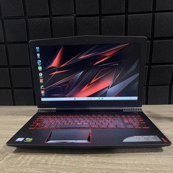 Ноутбук Lenovo Legion Y520 15.6"/i7 7700HQ/16gb/256SSD/GTX1060-3 Б/В
