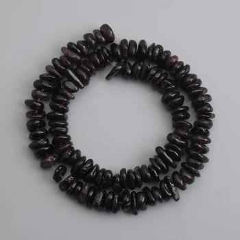 Бусины гранатовой крошки, диаметр 8–11×3–4 мм ±, длина 40 см ±, ida71212