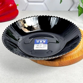 Тарелка суповая стеклянная 20 см черная Luminarc Bloom Black X3073