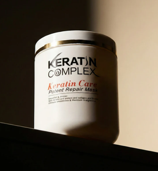 Маска для гладкості неслухняного волосся Keratine Queen, 800 мл