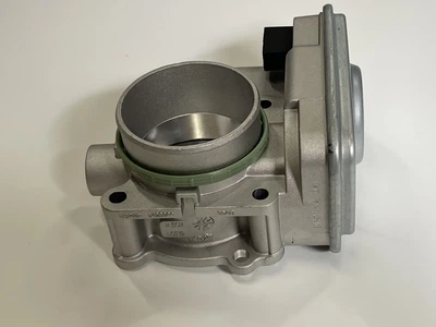 Дросельна заслінка з прокладкою MARKET (OEM) 4891735AC Dodge Caliber, Avenger, Journey; Jeep Compass, Patriot; Chrysler Sebring