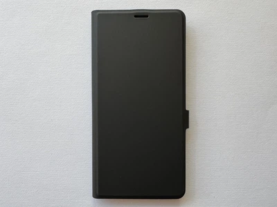 Защитный чехол-книжка WAVE Flap Case для Poco M8 черный, из матовой искусственной кожи со слотами для карт, магнитная застежка
