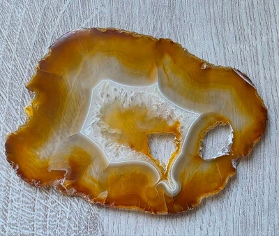 Натуральный ирис агат срез 182.70 Ct 97 x 65 x 2.9 mm (93261)
