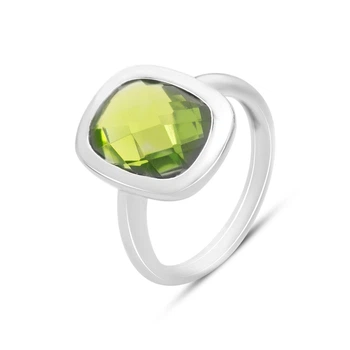 Серебряное кольцо с хризолітом 6.933ct, вес изделия 4,1 гр (2150701)