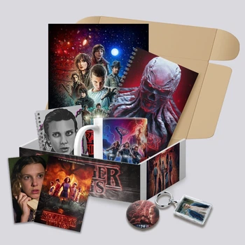 Подарунковий бокс Stranger Things 8 предметів (Випадкові зображення)