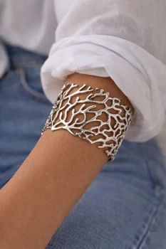 Широкий браслет-кафф «Корал» Honey Fashion Accessories сріблястий (12-90)