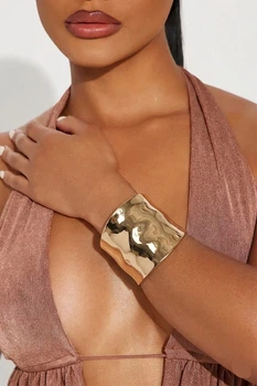 Широкий браслет-манжет «Liquid Gold» Honey Fashion Accessories золотистий (12-133)