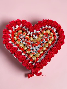 Сладкий подарочный набор "Heart of Sweets"