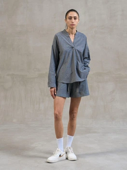 Летний женский костюм из натуральной ткани (рубашка + шорты) легкий oversize повседневный комплект для дома и прогулок Leglo - L Silver